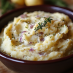 blogging_2024_Prompt_Roasted_Garlic_Mashed_Potatoes__homemade___b78b5e70-b7ad-4991-a81f-a35dc991f9e3